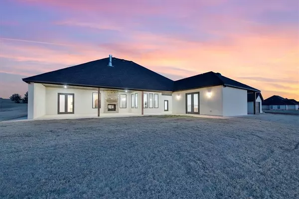 2463 W Lake WAY, Blanchard, OK 73010