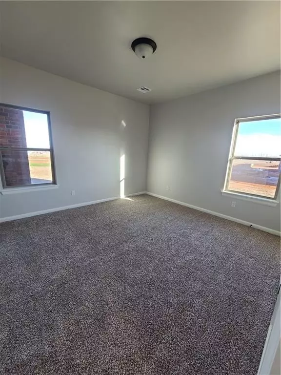 1009 Heritage hills, Tuttle, OK 73089