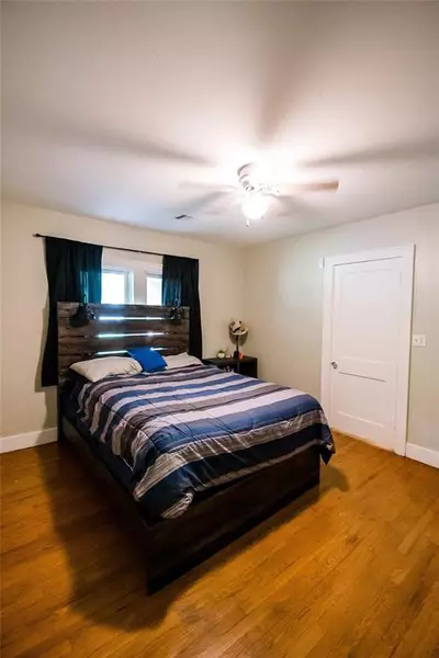504 S Robberson ST, Wynnewood, OK 73098