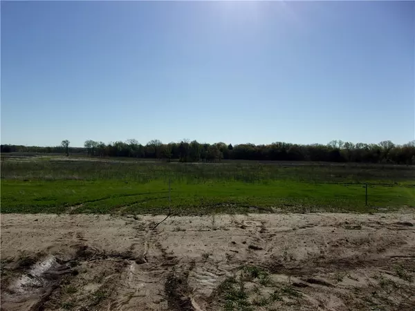 5663 Arthur RD, Shawnee, OK 74804