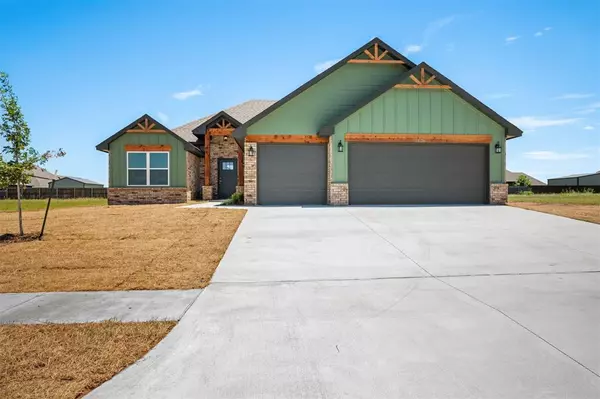 1426 Buckhorn PL, Tuttle, OK 73089