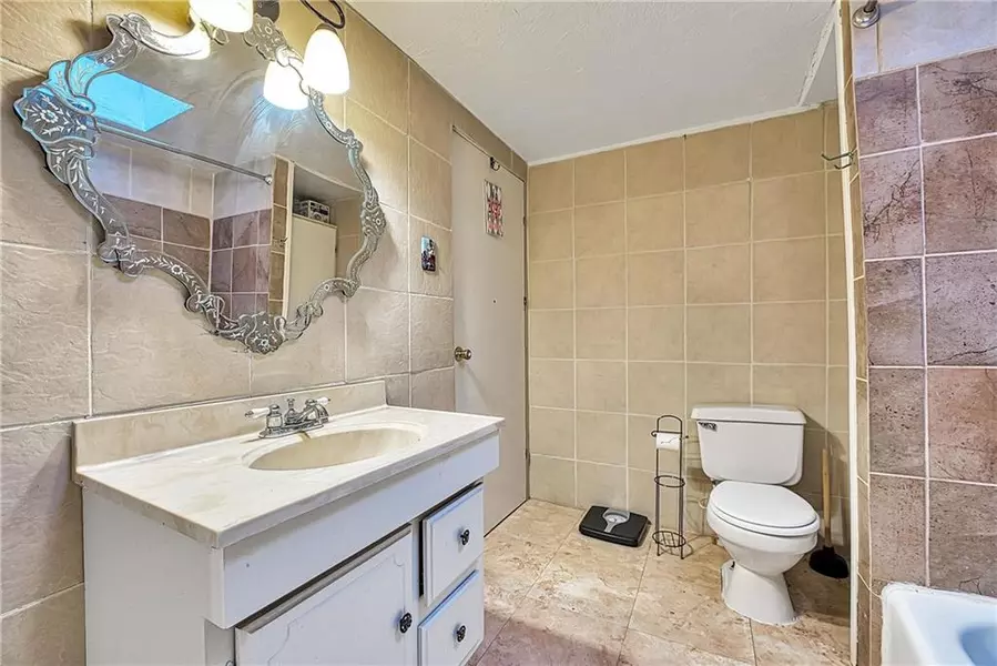 901 E 1st ST, Granite, OK 73547