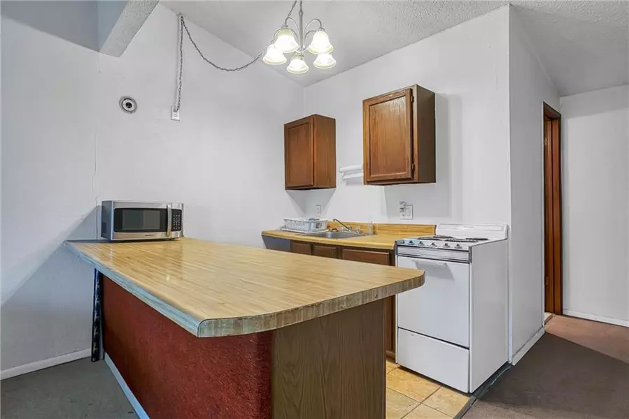 501 E Broadway ST, Thomas, OK 73669