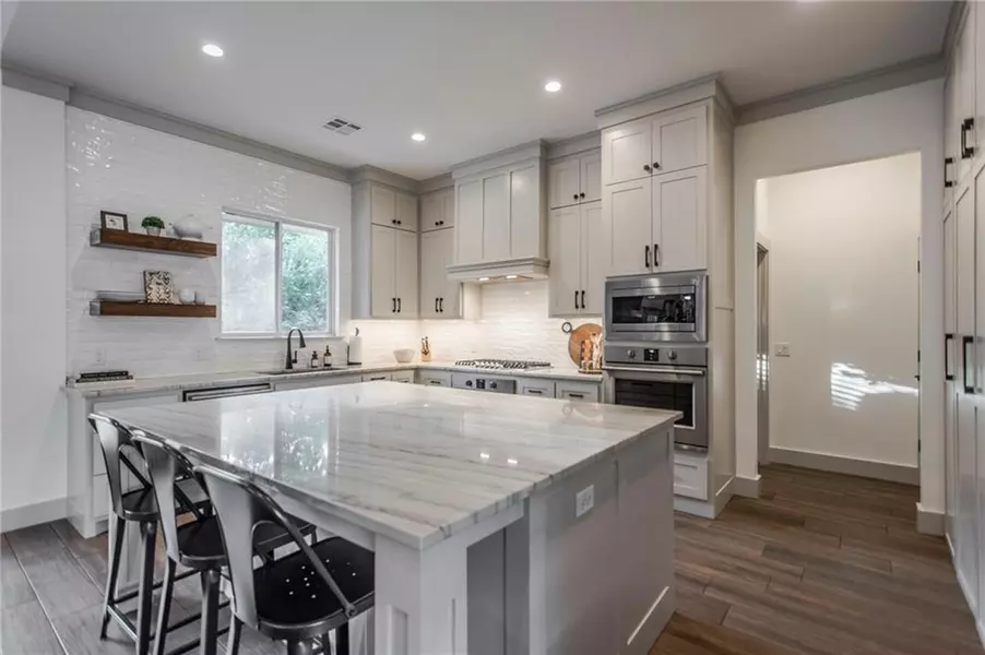 10505 Brookbank TER, Oklahoma City, OK 73151