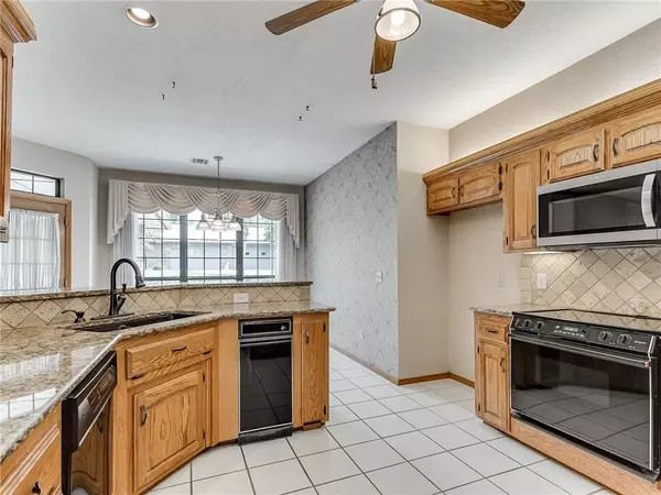 15301 SE 71st ST, Choctaw, OK 73020