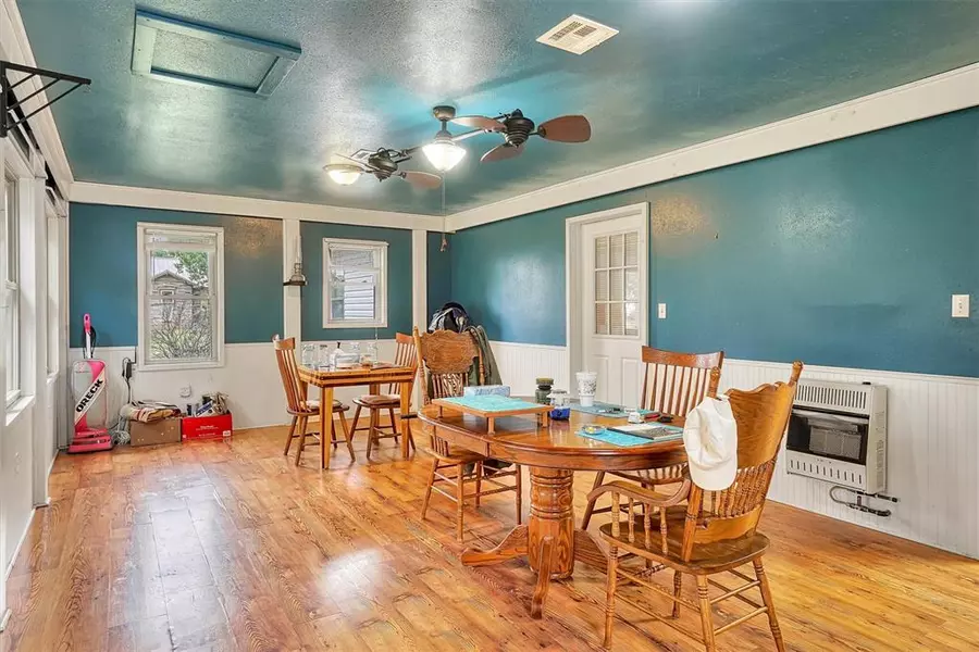 901 E Tyler ST, Mangum, OK 73554