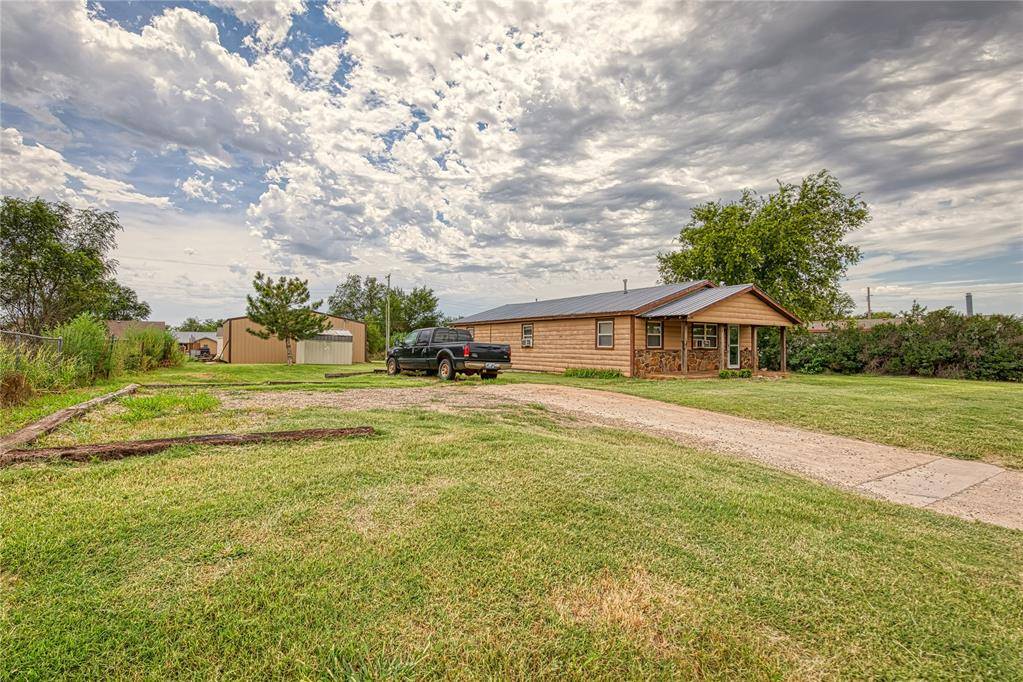 Leedey, OK 73654,306 E 6th ST