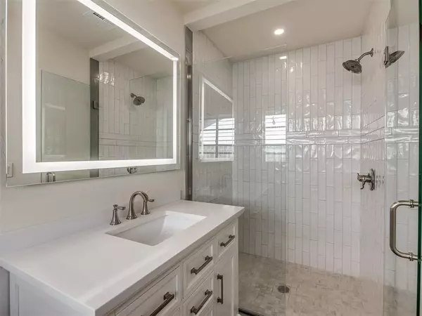 Oklahoma City, OK 73112,2416 NW 55th TER