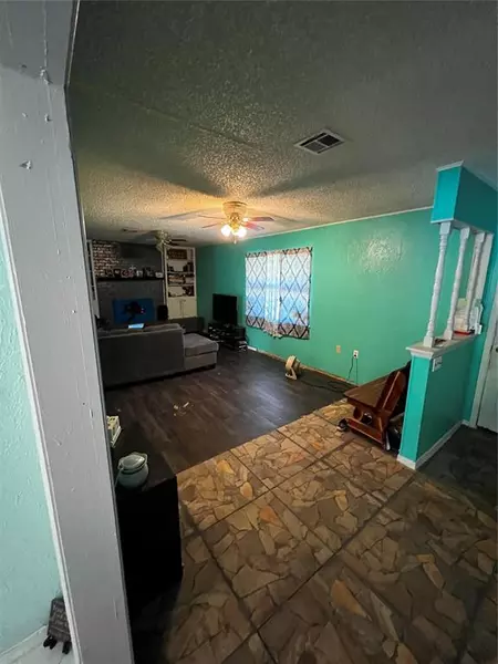 30168 N County Street 2590 ST, Fort Cobb, OK 73038