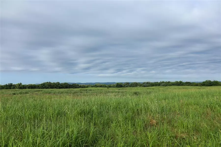 E CR 1430 RD, Apache, OK 73006