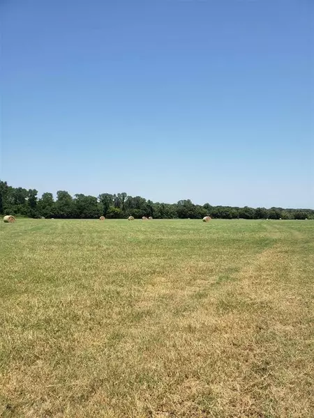 EW 121 RD, Wetumka, OK 74883