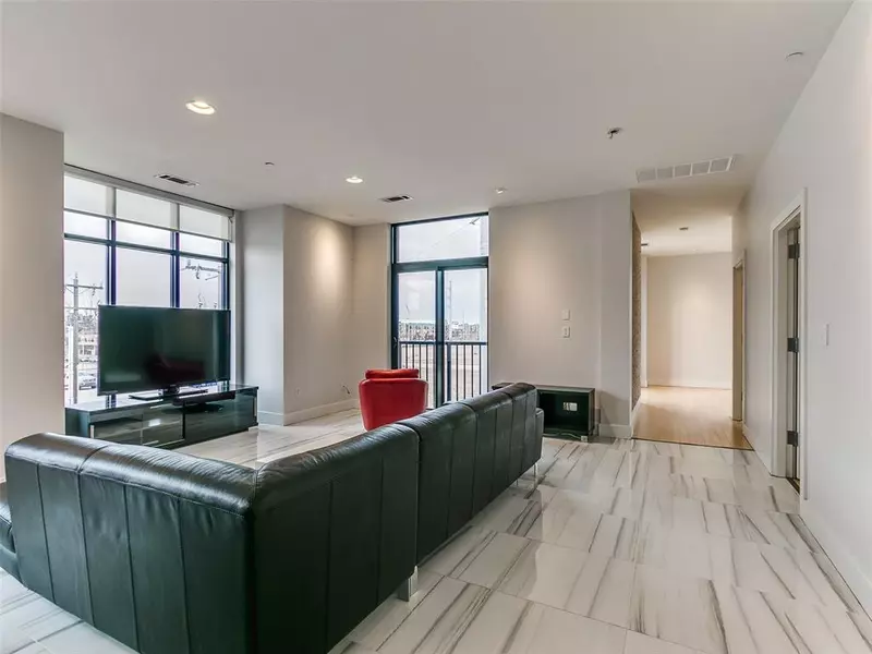 241 NE 4th ST #4, Oklahoma City, OK 73104