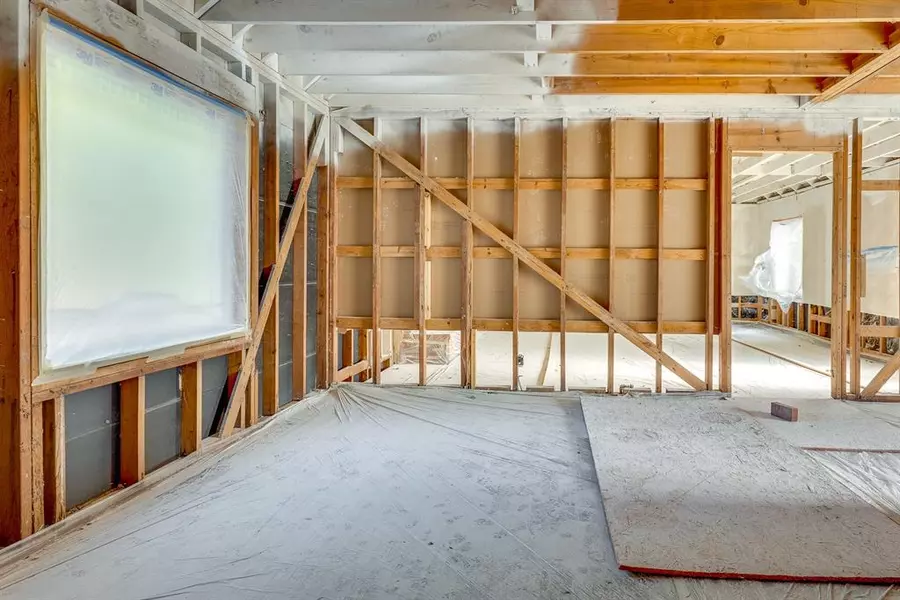 1215 S High School ST, Ada, OK 74820