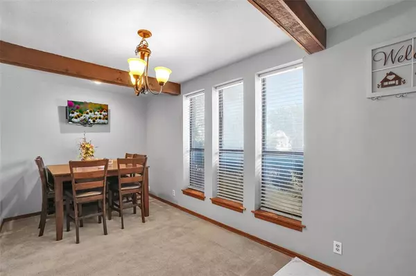 329 S Robinson ST, Mangum, OK 73554