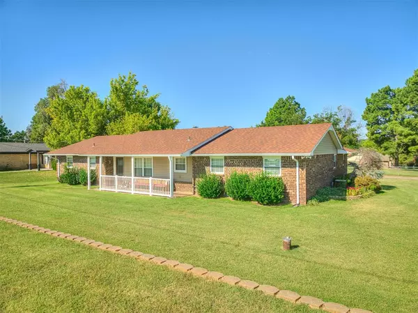 1293 N Peebly RD, Choctaw, OK 73020