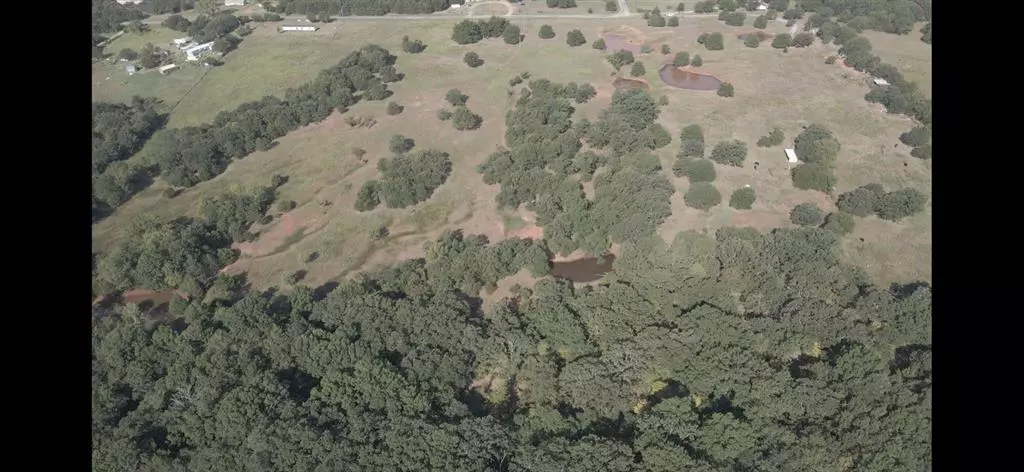 38736 Oakdale LN, Macomb, OK 74852