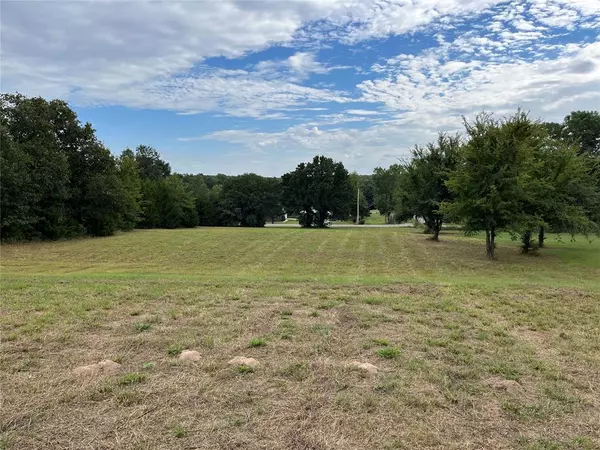 Candlewood DR, Shawnee, OK 74801