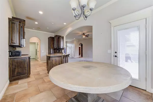13153 Austrian Pine DR, Choctaw, OK 73020