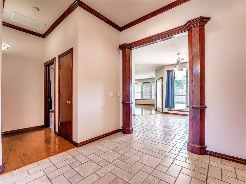 Edmond, OK 73012,2704 Lancaster CT