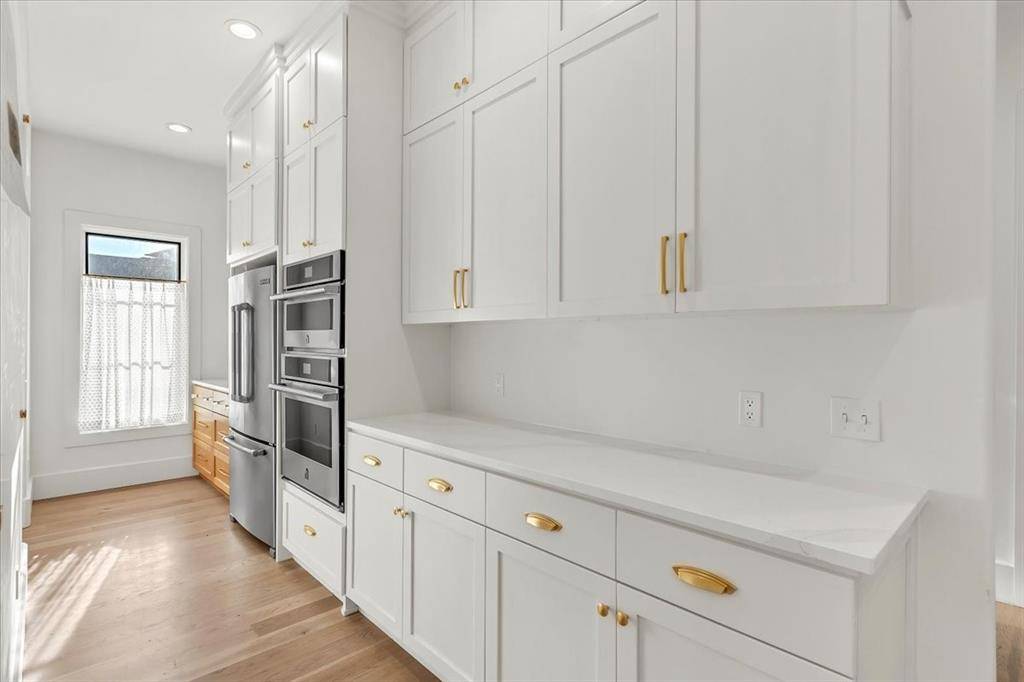 6533 Gold Cypress DR, Edmond, OK 73025