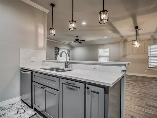 1610 NW 45th ST, Oklahoma City, OK 73118