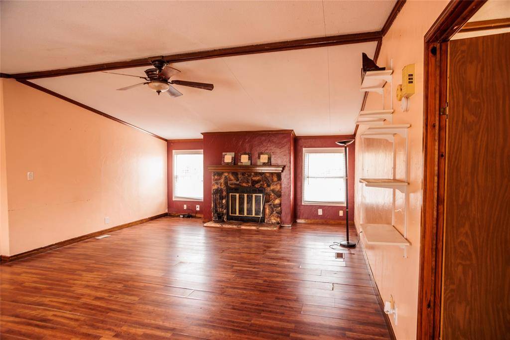 32962 E County Road 1598, Pauls Valley, OK 73075