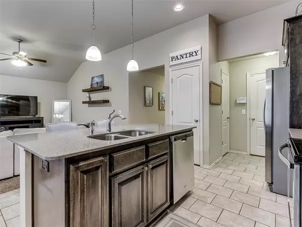 2820 NW 189th ST, Edmond, OK 73012