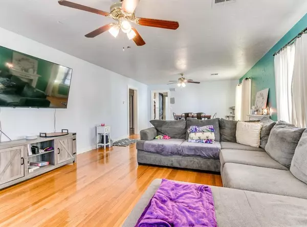 616 N Aydelotte AVE, Shawnee, OK 74801