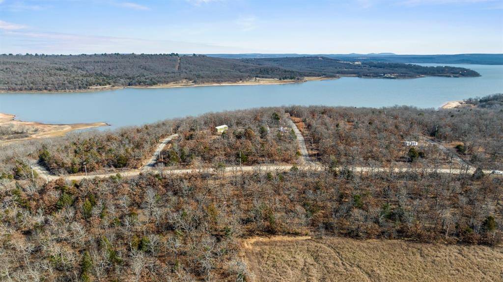 N Ridge RD, Canadian, OK 74425