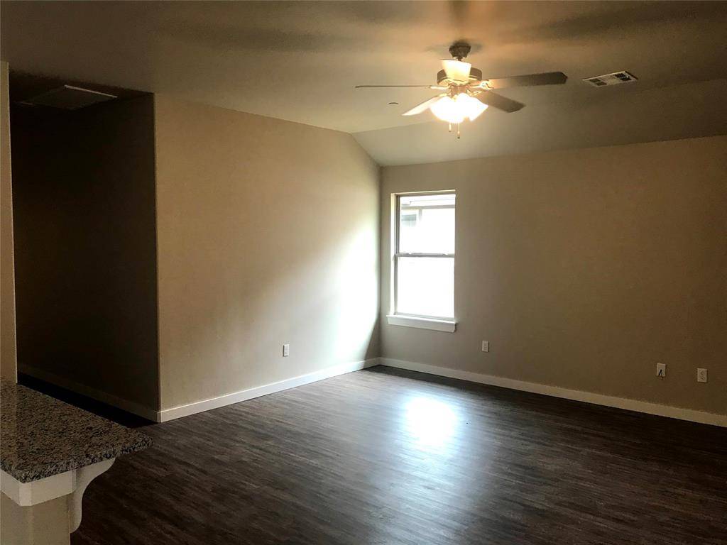 Bethany, OK 73008,5206 Oakwood Villas CT
