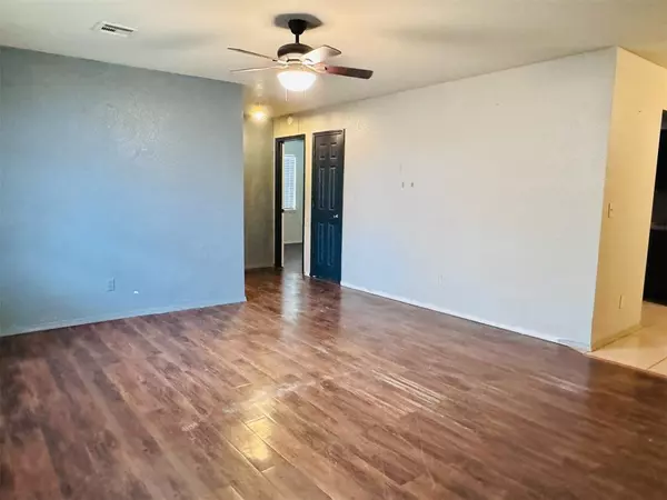 110 Cottontail DR, Shawnee, OK 74804