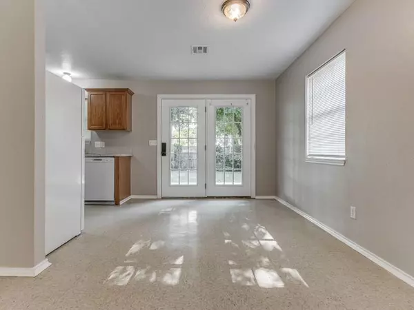 505 S 6th ST, Chickasha, OK 73018