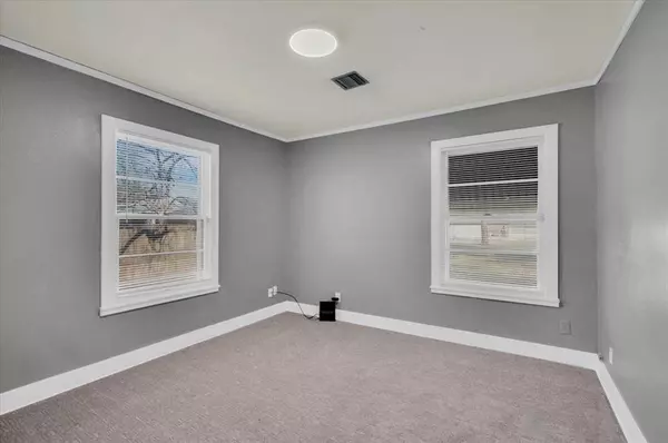 1611 4th ave SW AVE, Ardmore, OK 73401