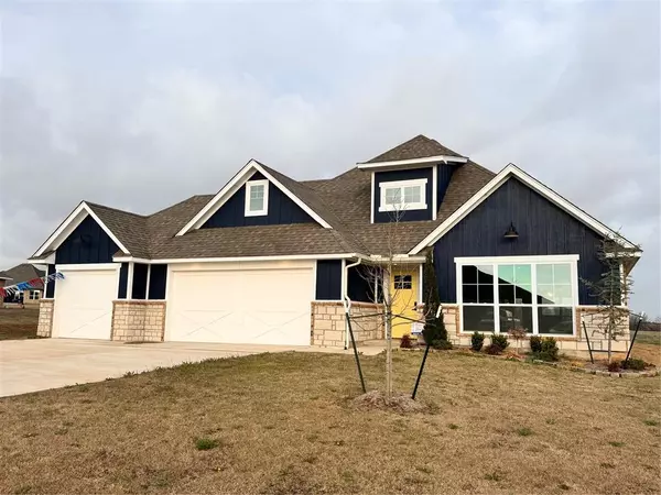 4125 Thunderhead RD, Newcastle, OK 73065