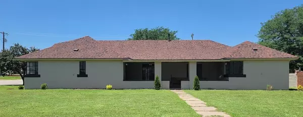 821 Avenue E AVE, Beaver, OK 73932