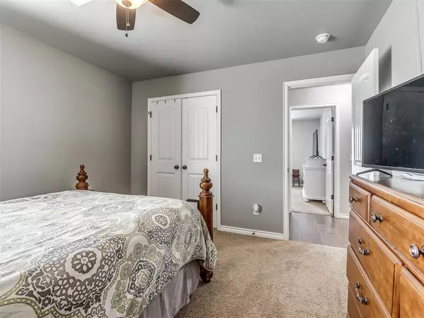 1678 Lexington CT, Newcastle, OK 73065