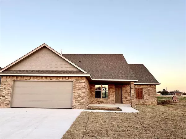 3919 Maple Grove AVE, Shawnee, OK 74804