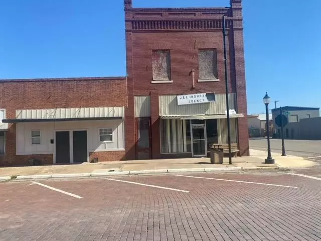 Lindsay, OK 73052,125 S main ST