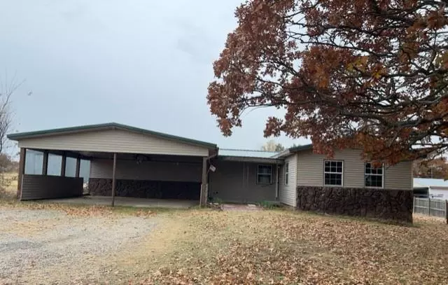 56909 Moccasin Trail RD, Prague, OK 74864