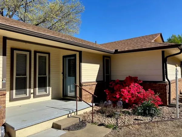 Eufaula, OK 74432,475 Fisher DR