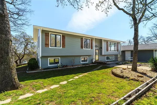 Gore, OK 74435,300 Dogwood ST