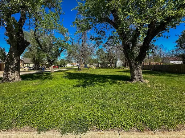 320 N Miles AVE, El Reno, OK 73036