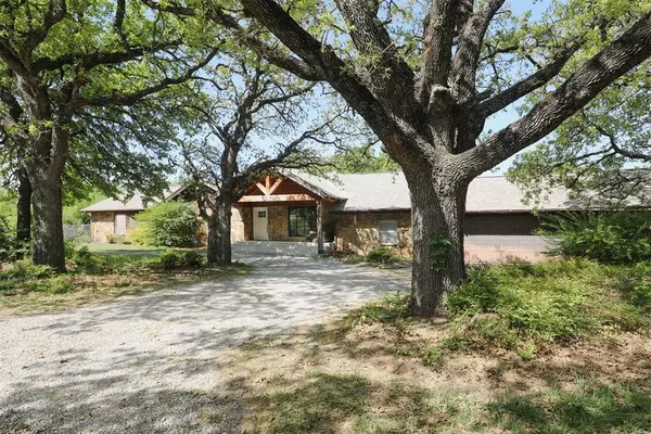 9105 N Hassett RD, Oklahoma City, OK 73131