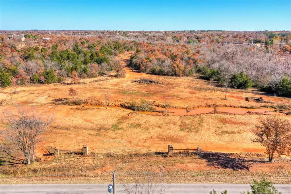 Choctaw, OK 73020,00000 Henney RD