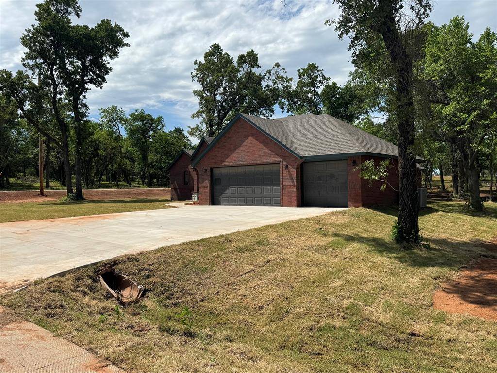 Blanchard, OK 73010,2410 Black Jack Way