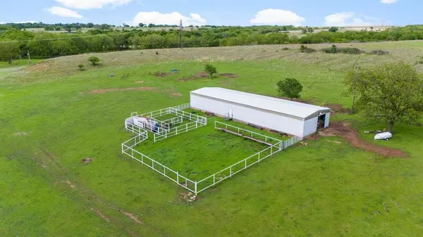 Burbank, OK 74633,2604 Wooten RD