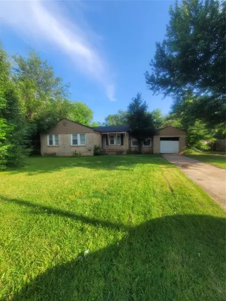 3924 Meadowview DR, Del City, OK 73115