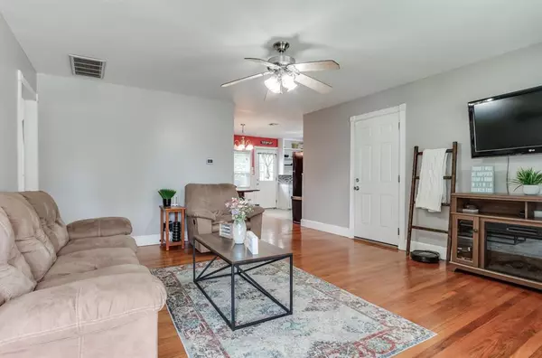 Warr Acres, OK 73122,4602 NW 44th ST