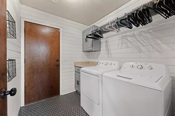 Moore, OK 73160,1809 SE 18th ST