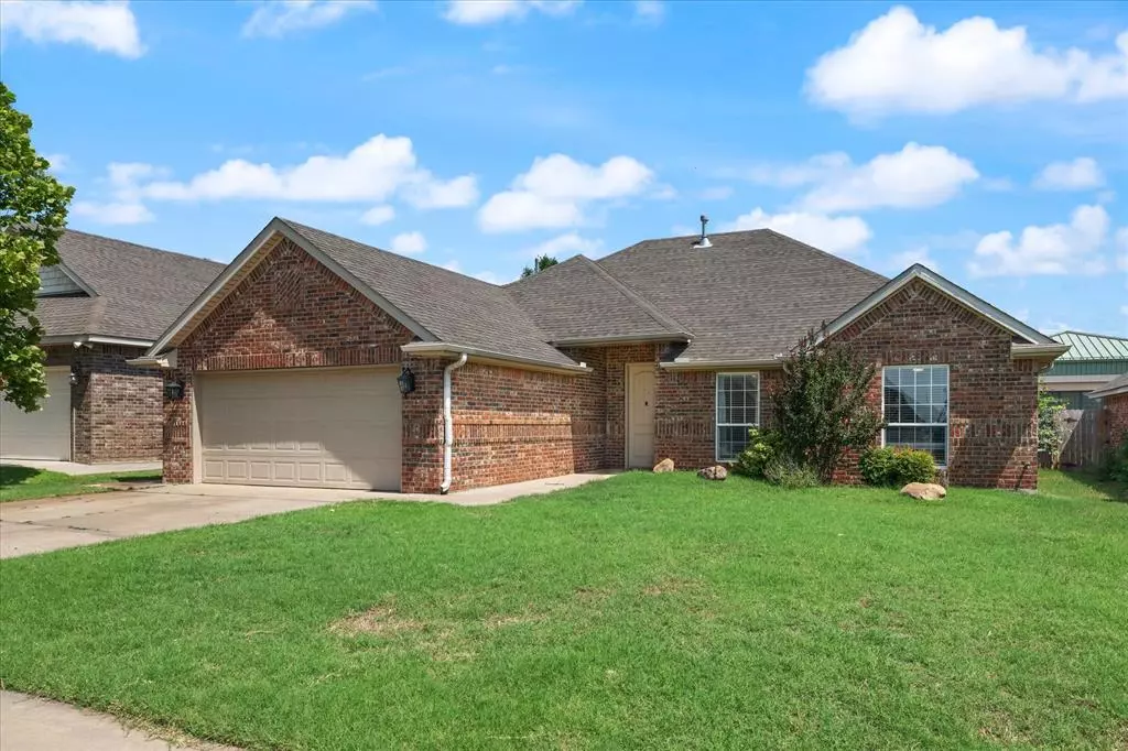 Moore, OK 73160,1809 SE 18th ST